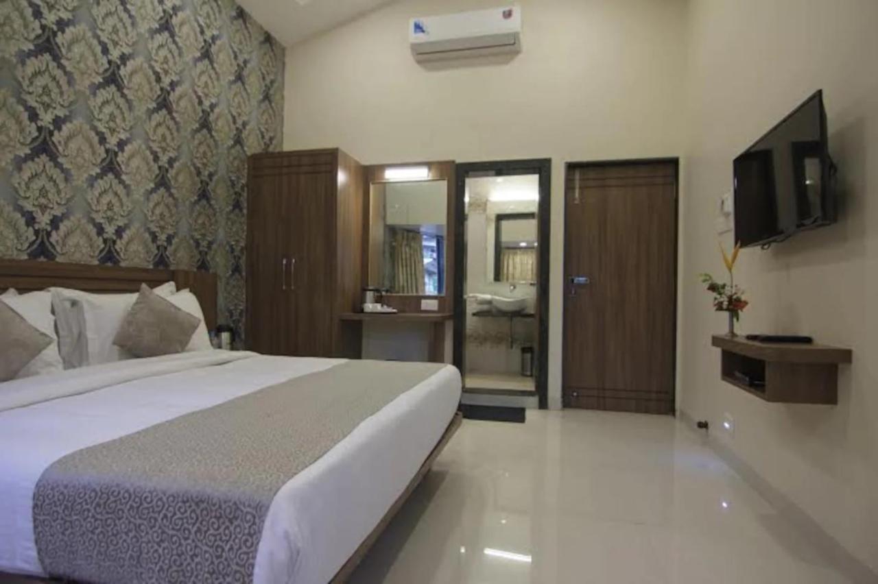Sunshine Resort Lonavala Ngoại thất bức ảnh