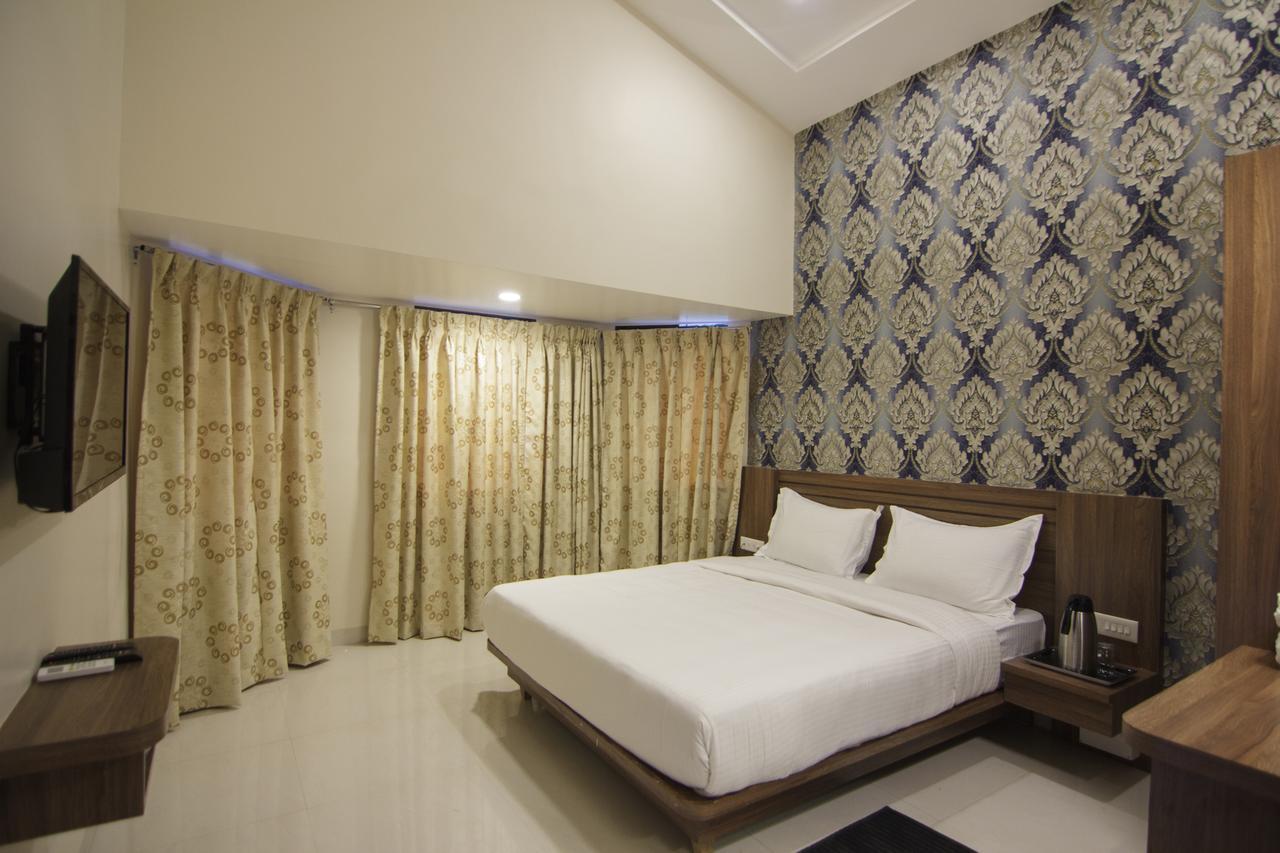 Sunshine Resort Lonavala Ngoại thất bức ảnh